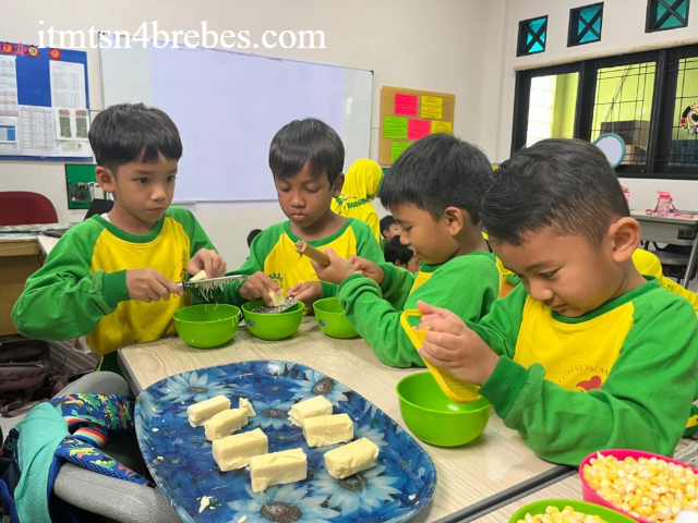 Cara Mengajarkan Baking Projects untuk Pelajar